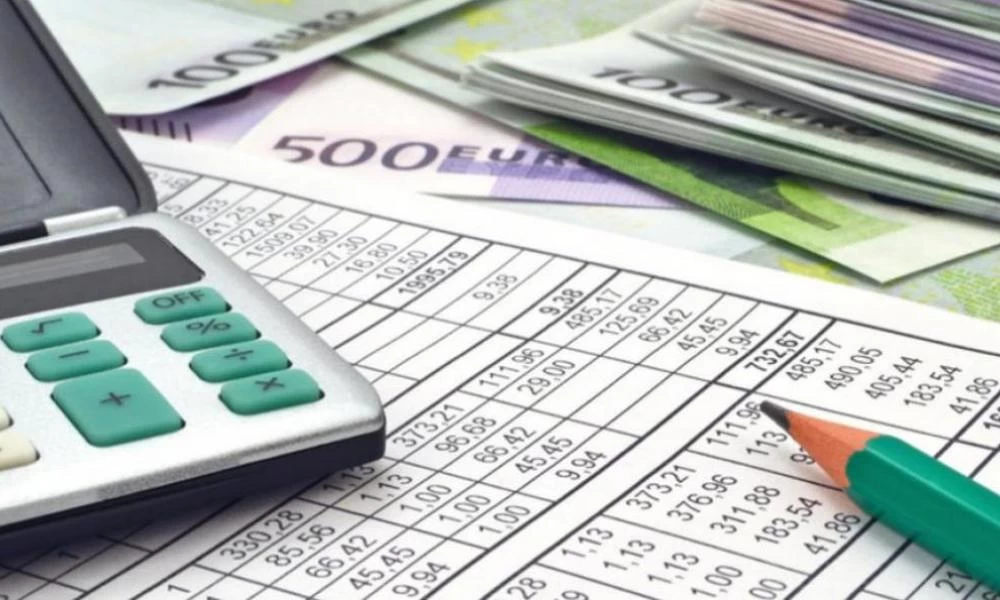 ΑΑΔΕ: Μέτρα σωτηρίας για την φορολόγηση παροχών των εργαζομένων